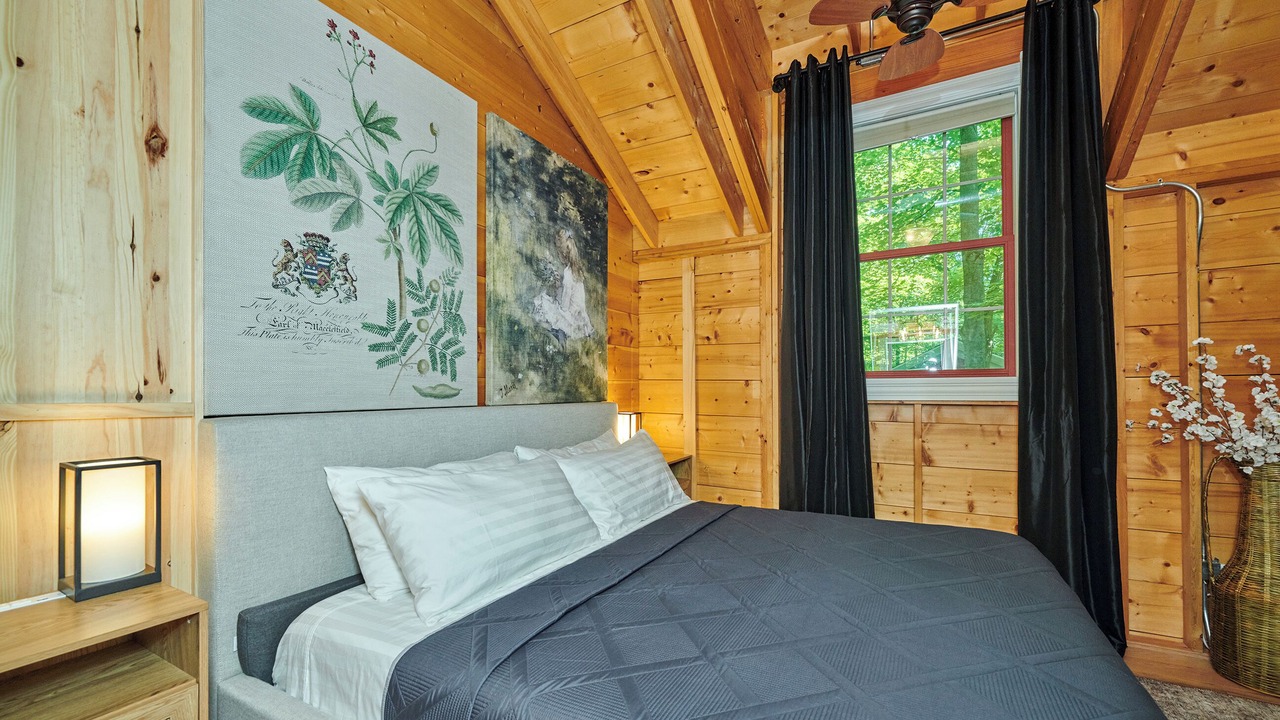 Photo of Bedroom in Fennville