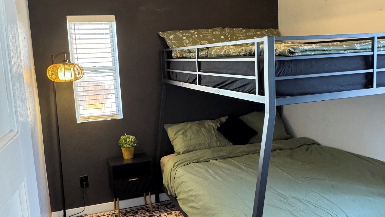 Photo of Bedroom in Los Alamos