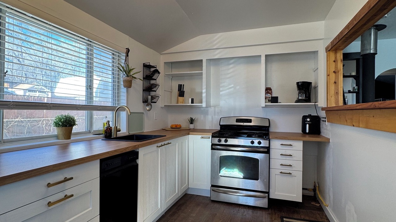 Photo of Kitchen in Los Alamos