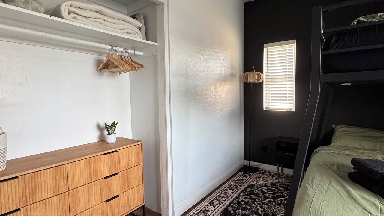 Photo of Bedroom in Los Alamos