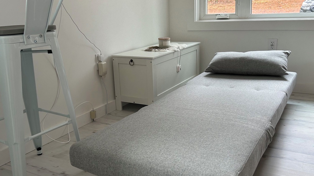 Photo of Bedroom in Russell