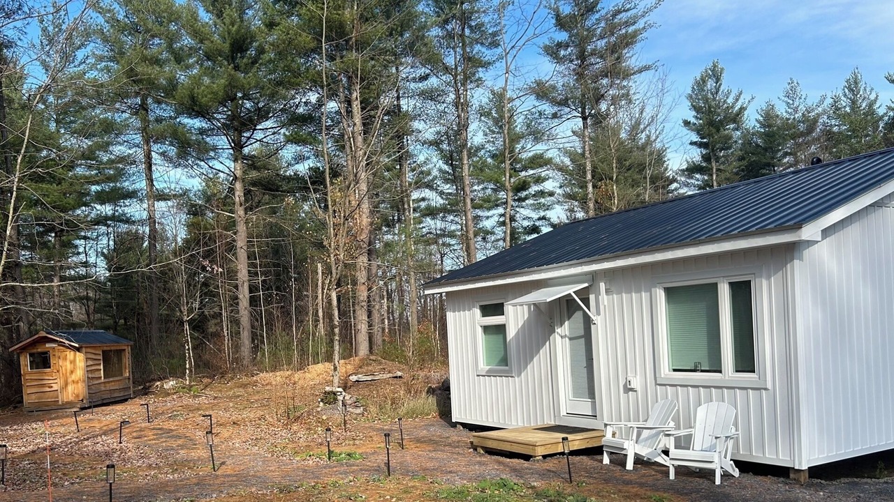 Photo of Outdoor in Russell
