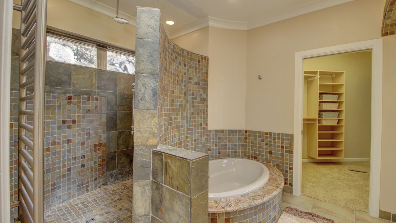 Photo of Bathroom in Northeast Heights