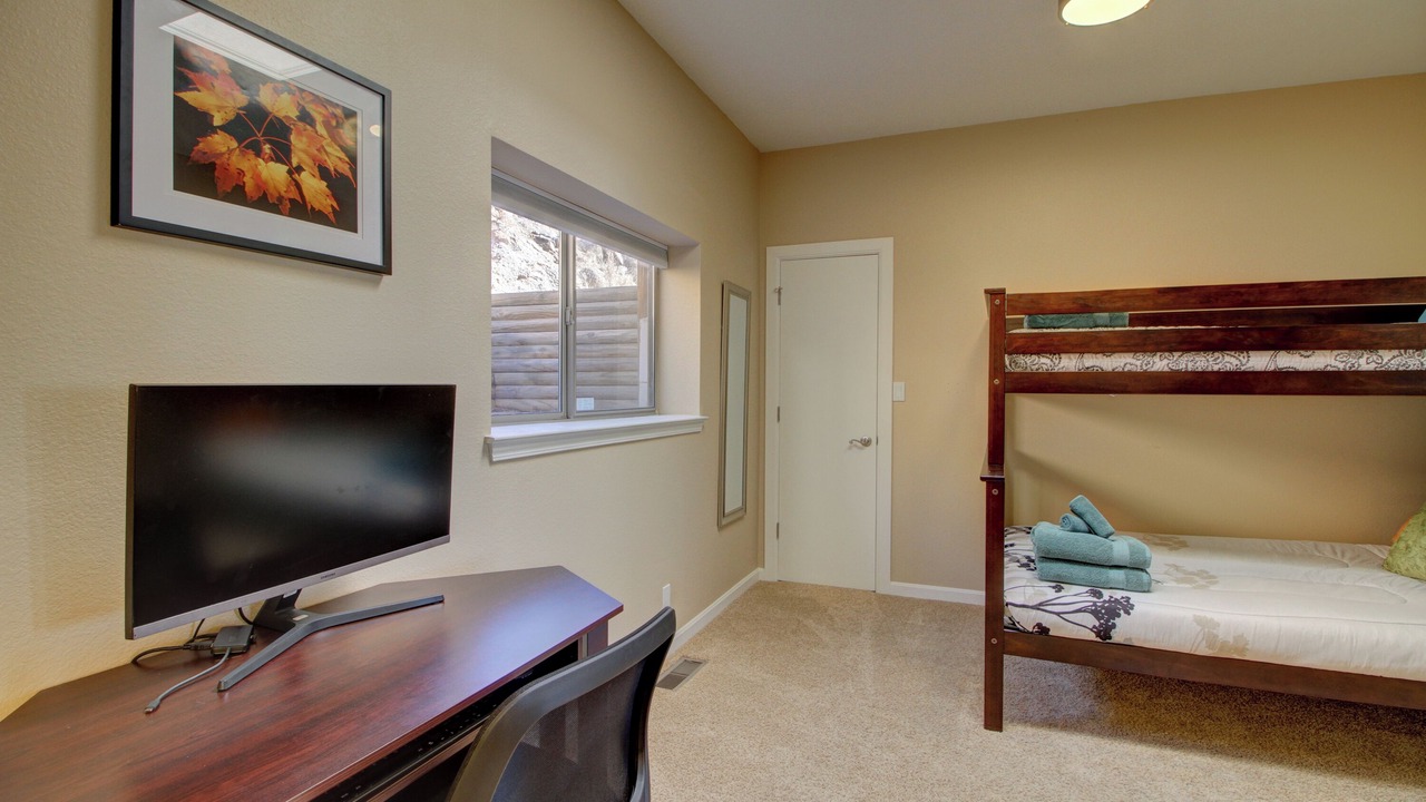 Photo of Bedroom in Northeast Heights