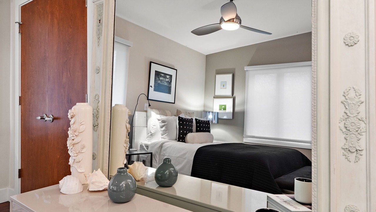 Photo of Bedroom in Lynnhurst