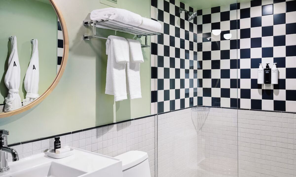 Photo of Bathroom in Albuquerque Original Townsite