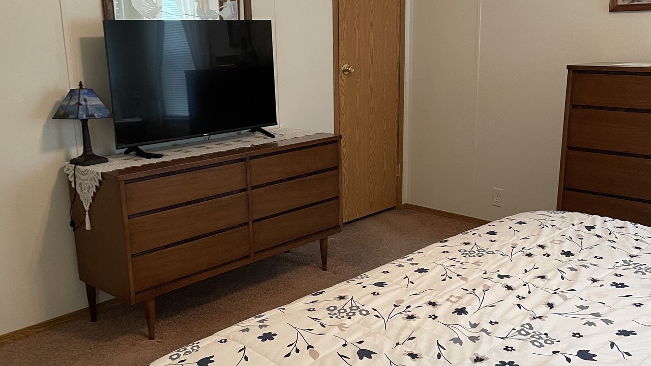 Photo of Bedroom in Lake Odessa