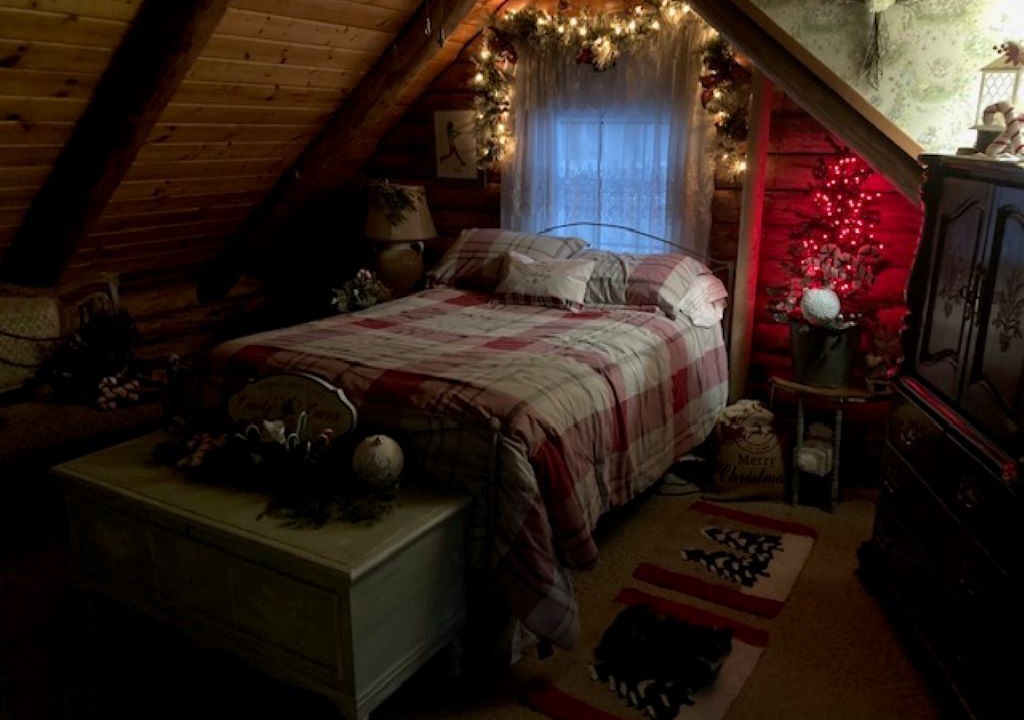 Photo of Bedroom in Ingalls