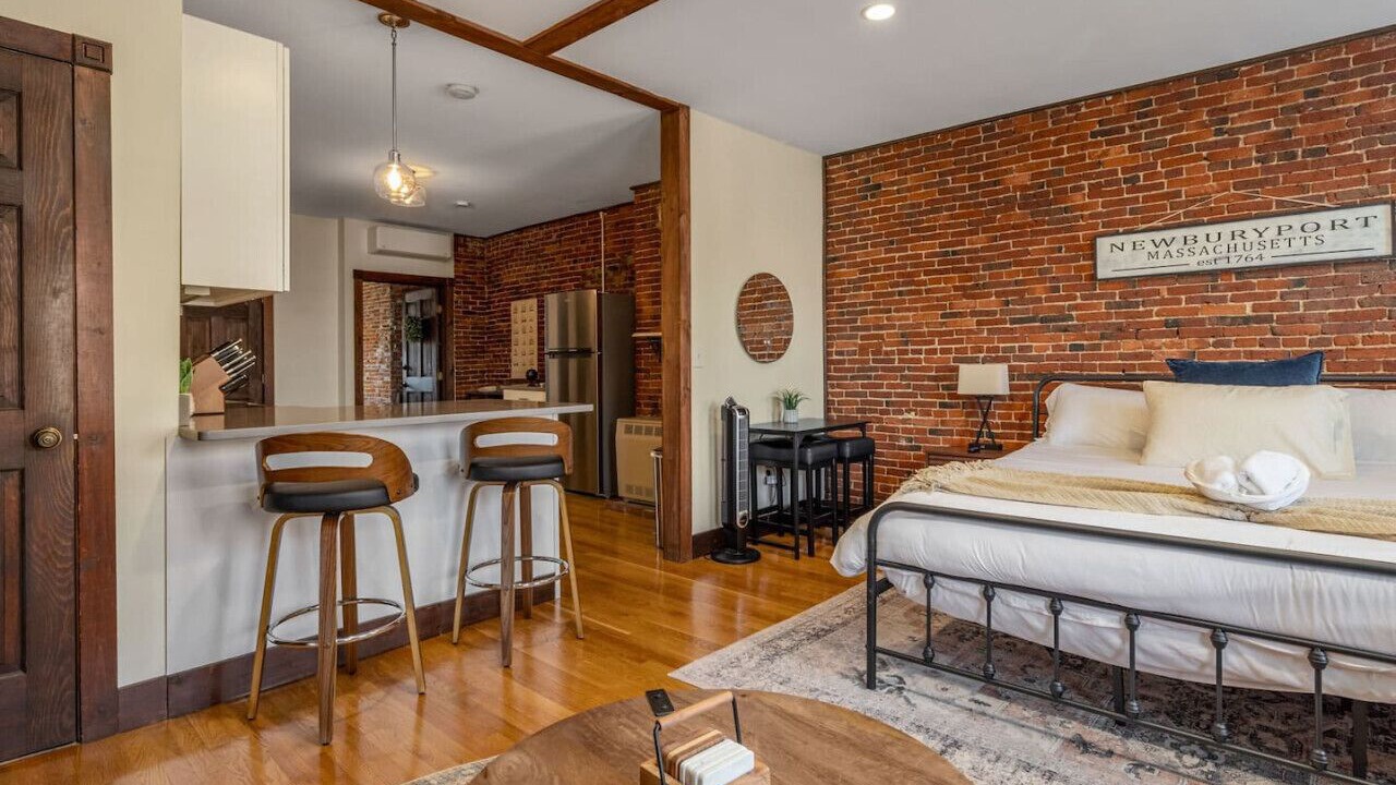 Photo of Bedroom in Newburyport