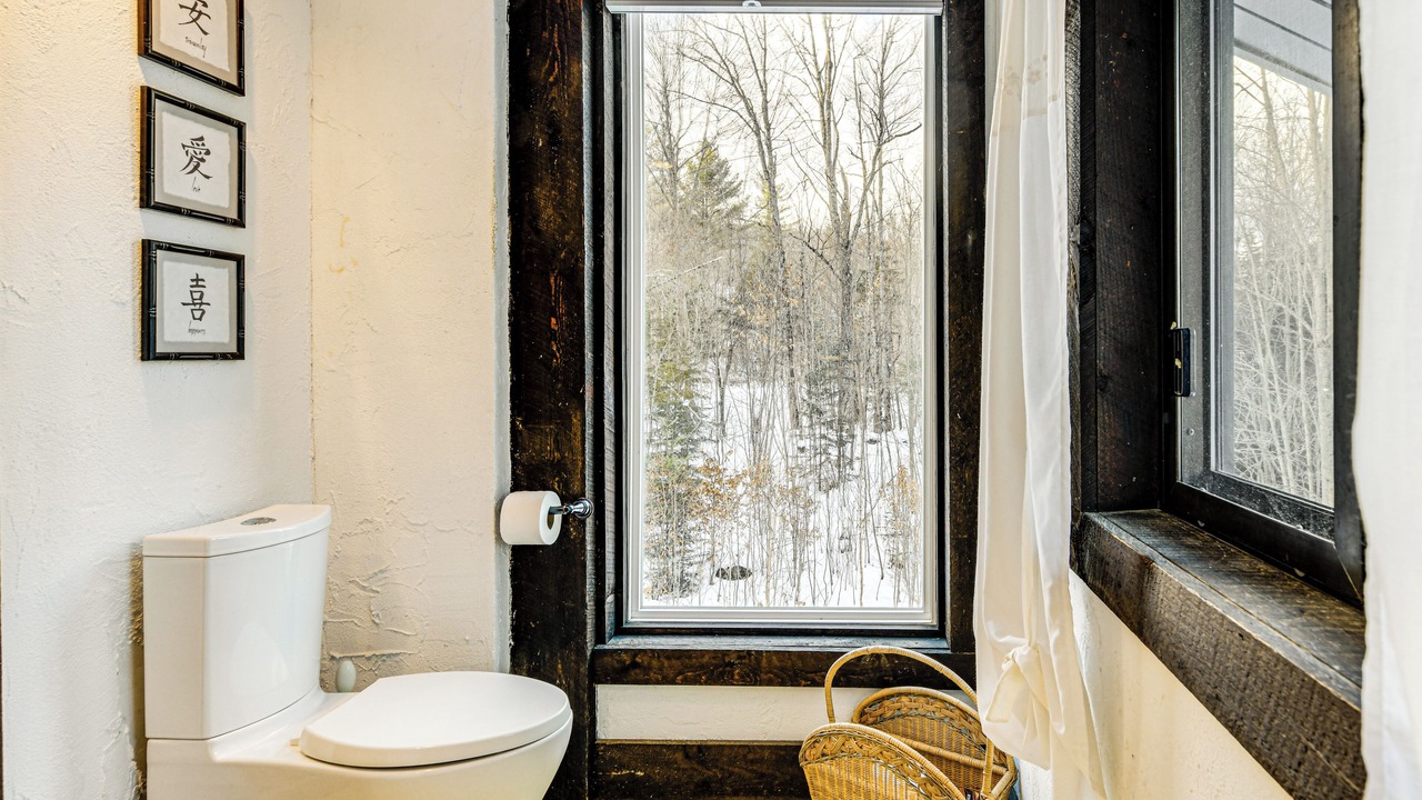 Photo of Bathroom in Roxbury