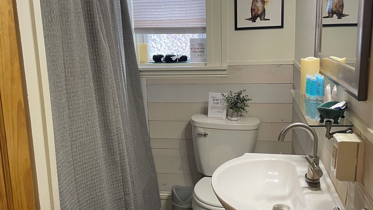 Photo of Bathroom in Old North End
