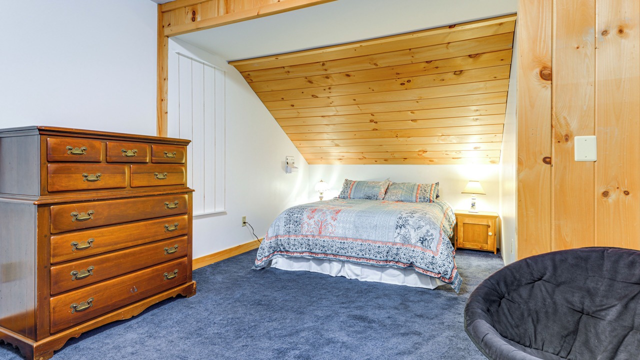 Photo of Bedroom in East Dover