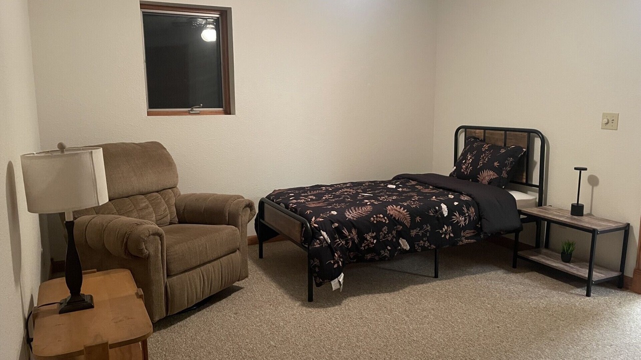 Photo of Bedroom in Hilbert