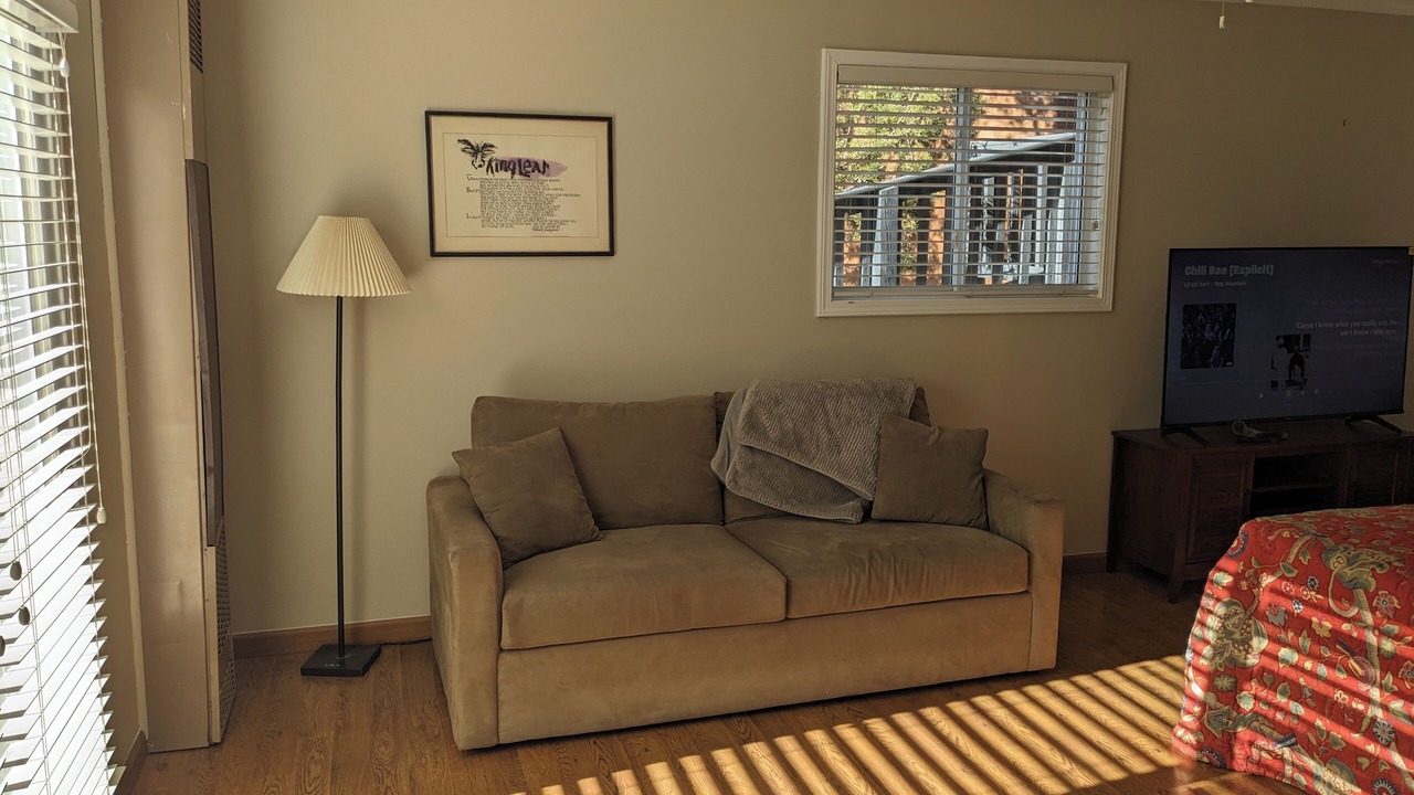 Photo of Livingroom in Jemez Springs