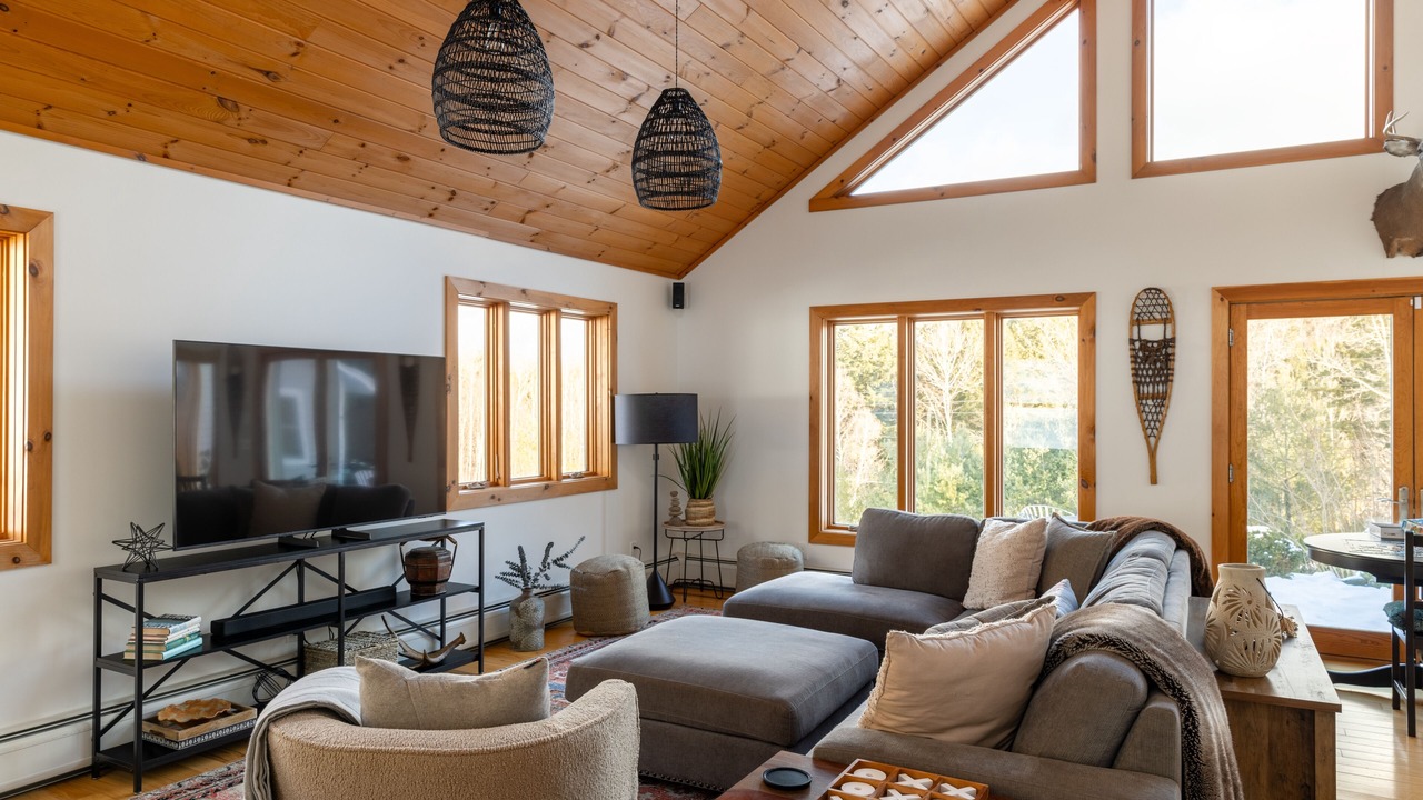 Photo of Livingroom in Jeffersonville