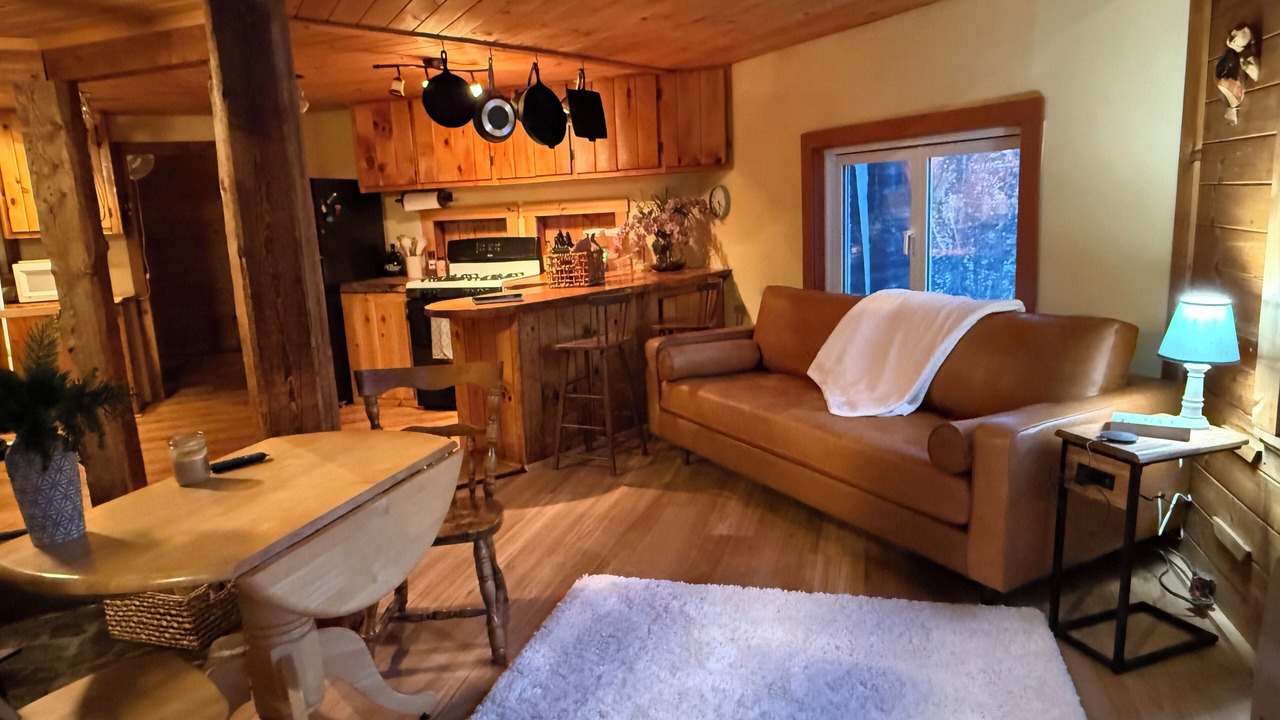 Photo of Livingroom in East Calais