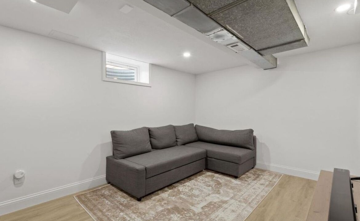 Photo of Livingroom in St. Louis Park