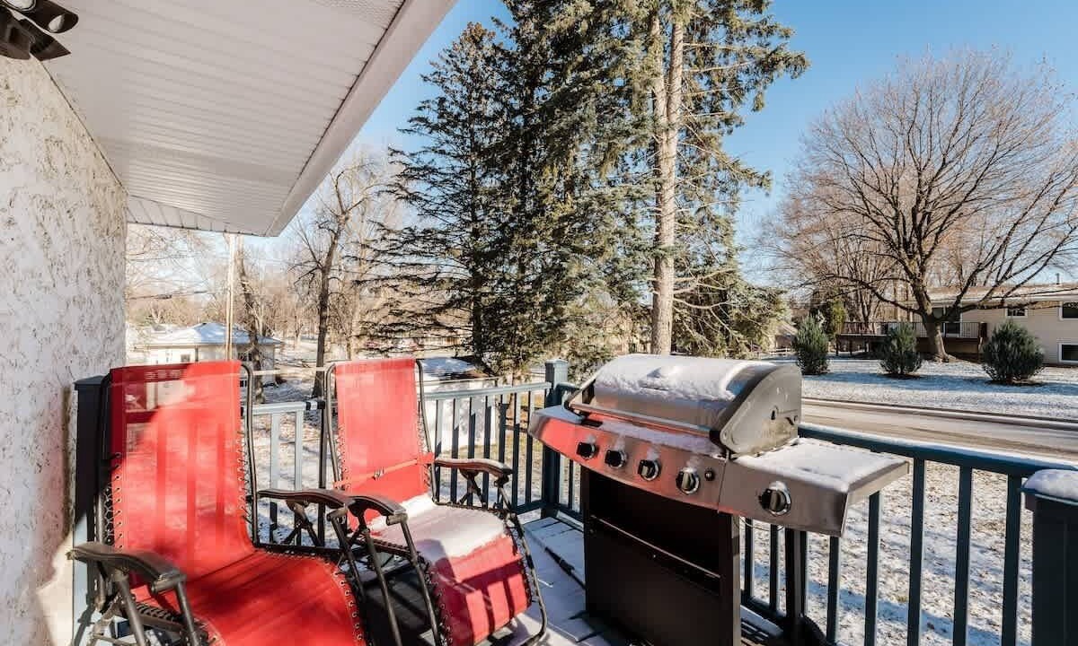 Photo of Outdoor in Oakdale