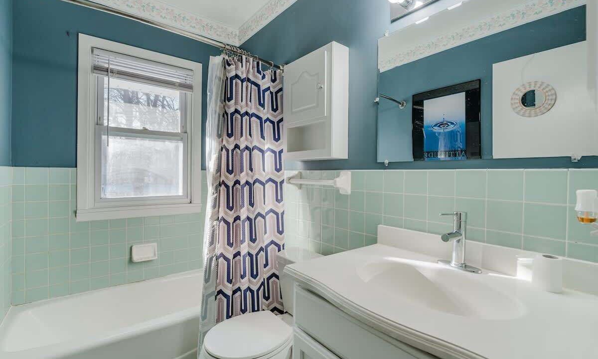 Photo of Bathroom in Oakdale