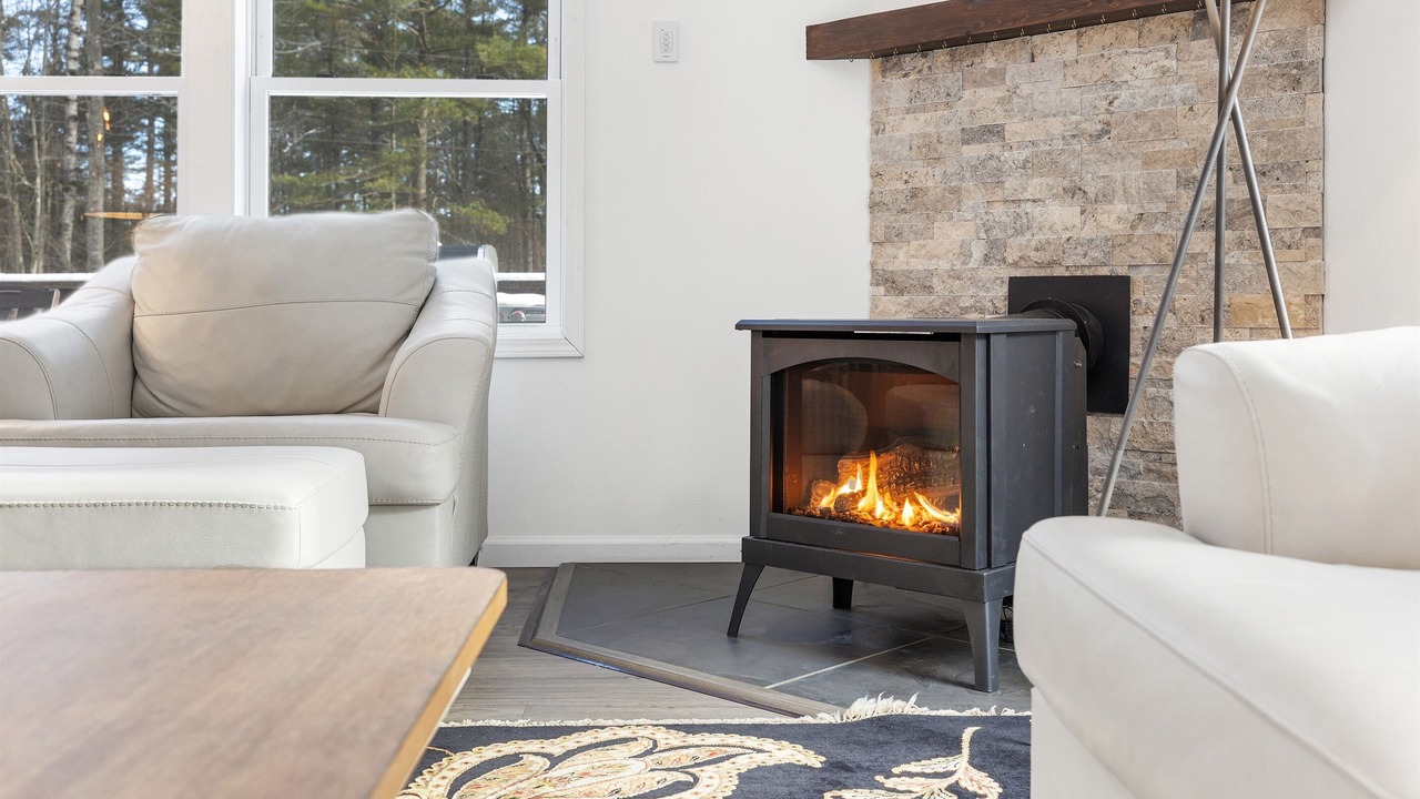 Photo of Livingroom in Jay