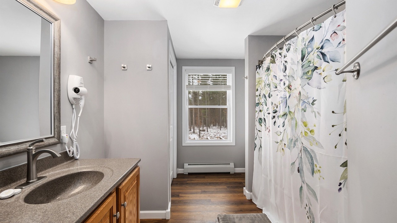 Photo of Bathroom in Jay