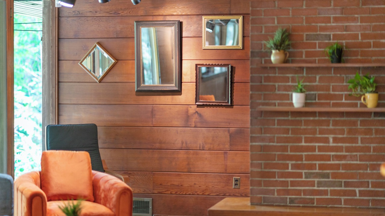 Photo of Livingroom in Amherst