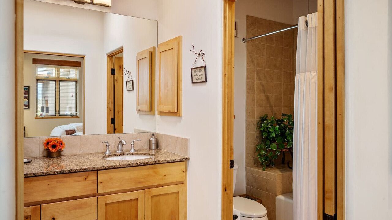 Photo of Bathroom in Tesuque