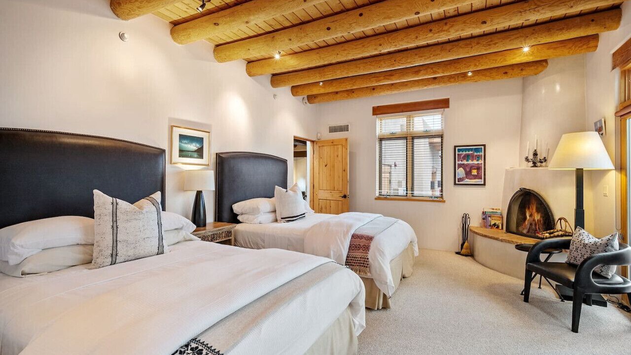 Photo of Bedroom in Tesuque