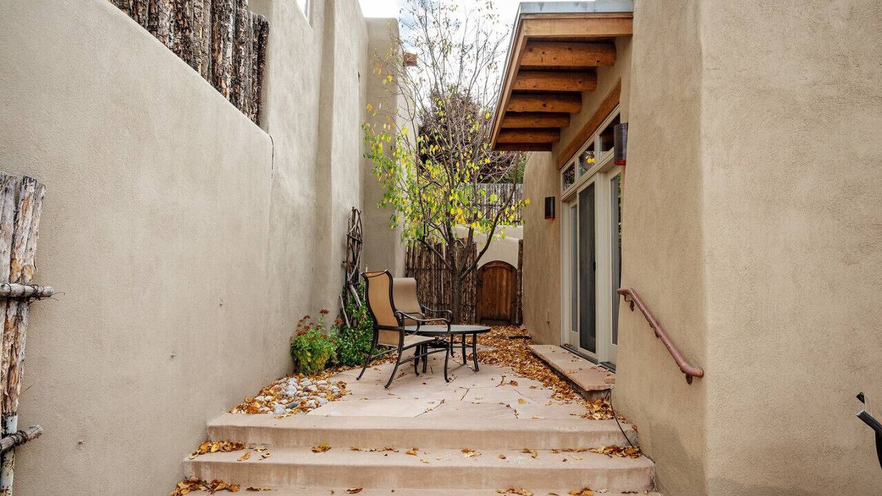 Photo of Patio Balcony in Tesuque