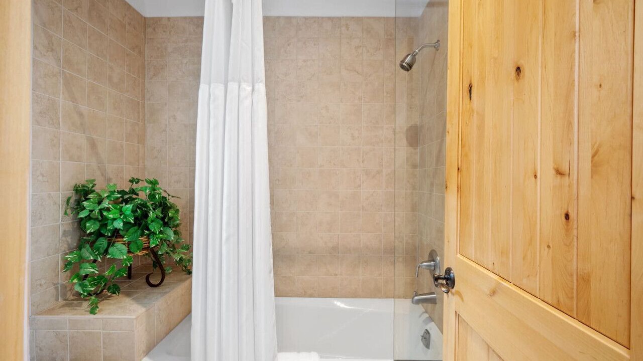 Photo of Bathroom in Tesuque