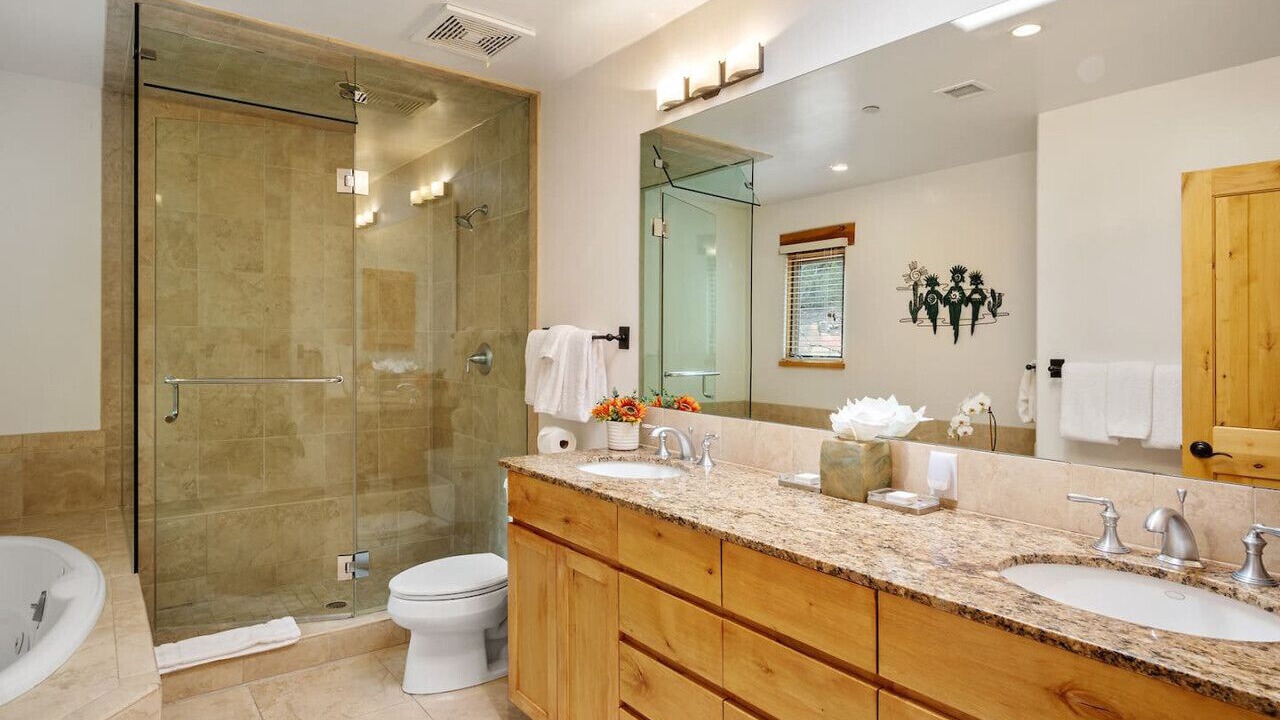 Photo of Bathroom in Tesuque