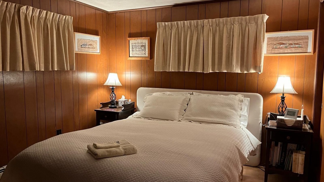 Photo of Bedroom in Montgomery Center