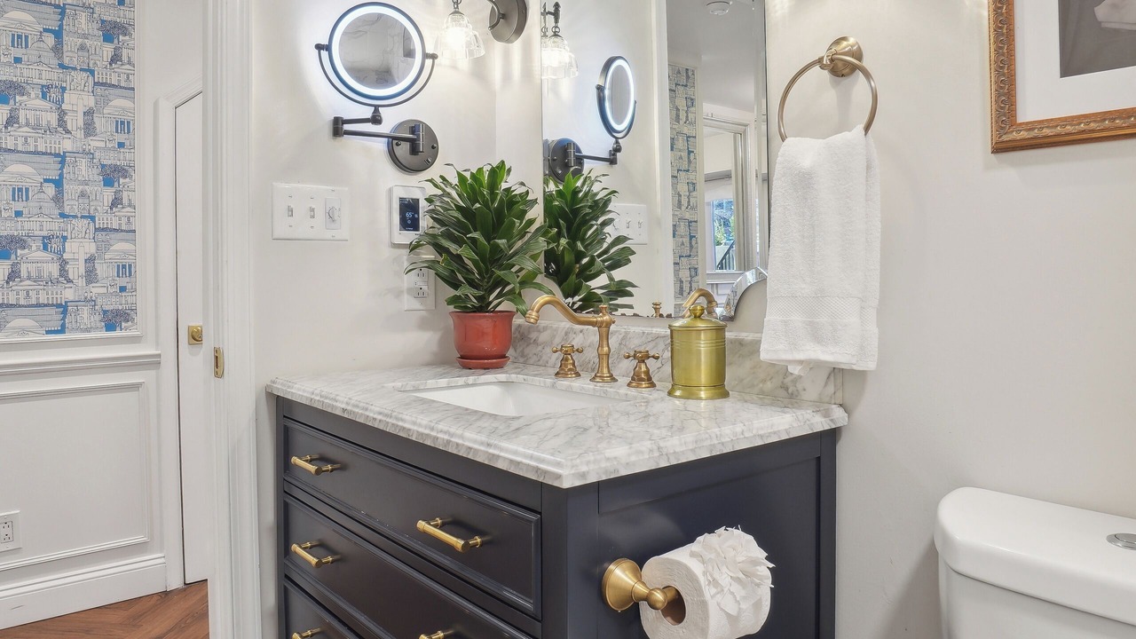 Photo of Bathroom in Kingman Park
