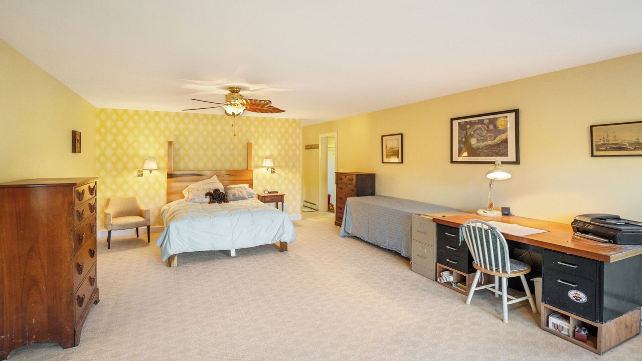 Photo of Bedroom in Castleton