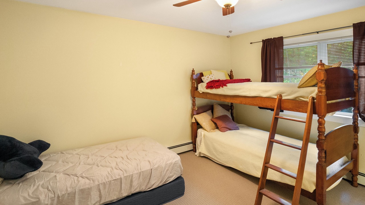 Photo of Bedroom in Castleton