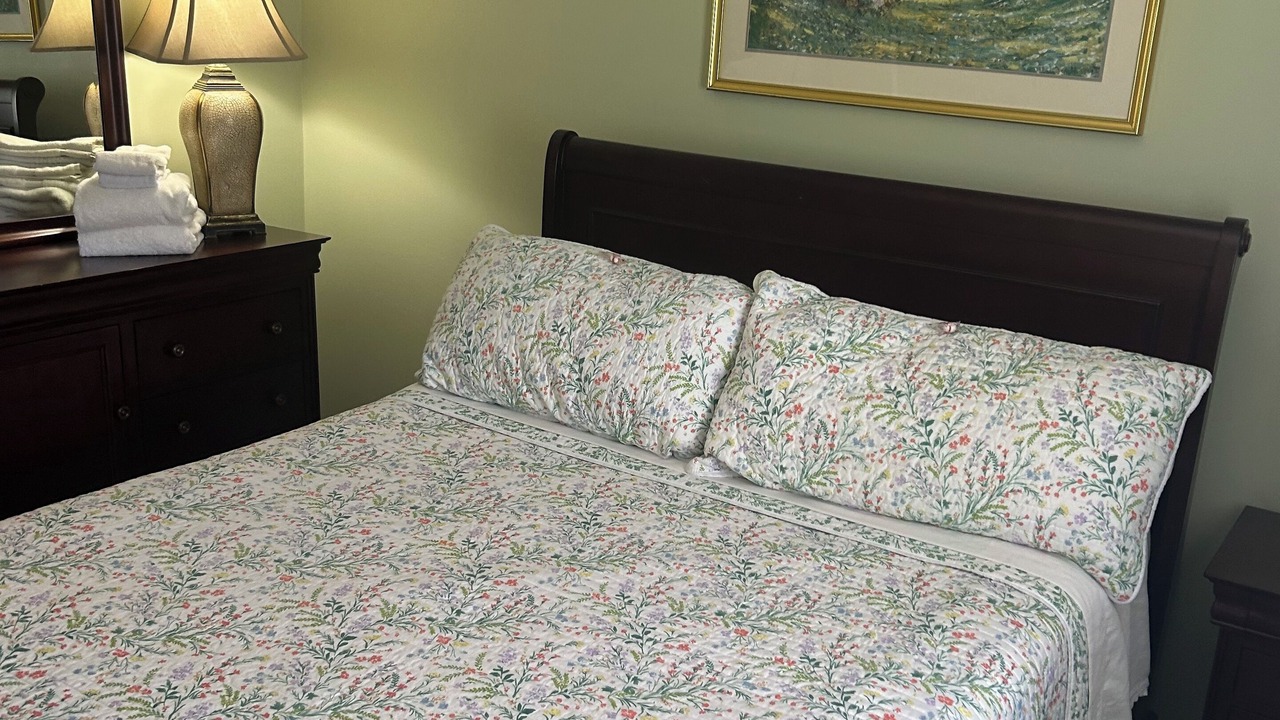 Photo of Bedroom in North Woodstock