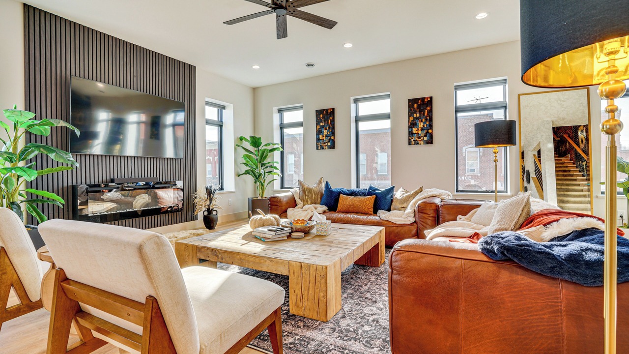 Photo of Livingroom in Lake City
