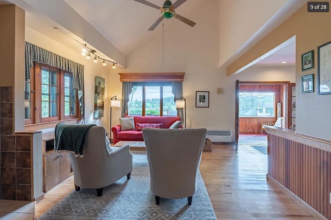 Photo of Livingroom in Saranac Lake