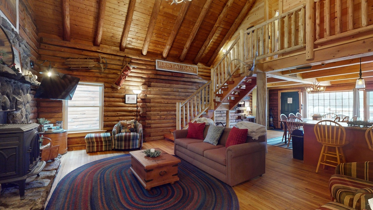 Photo of Livingroom in Jeffersonville