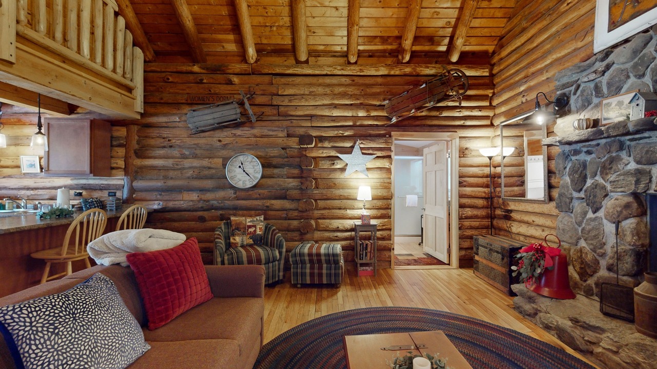 Photo of Livingroom in Jeffersonville