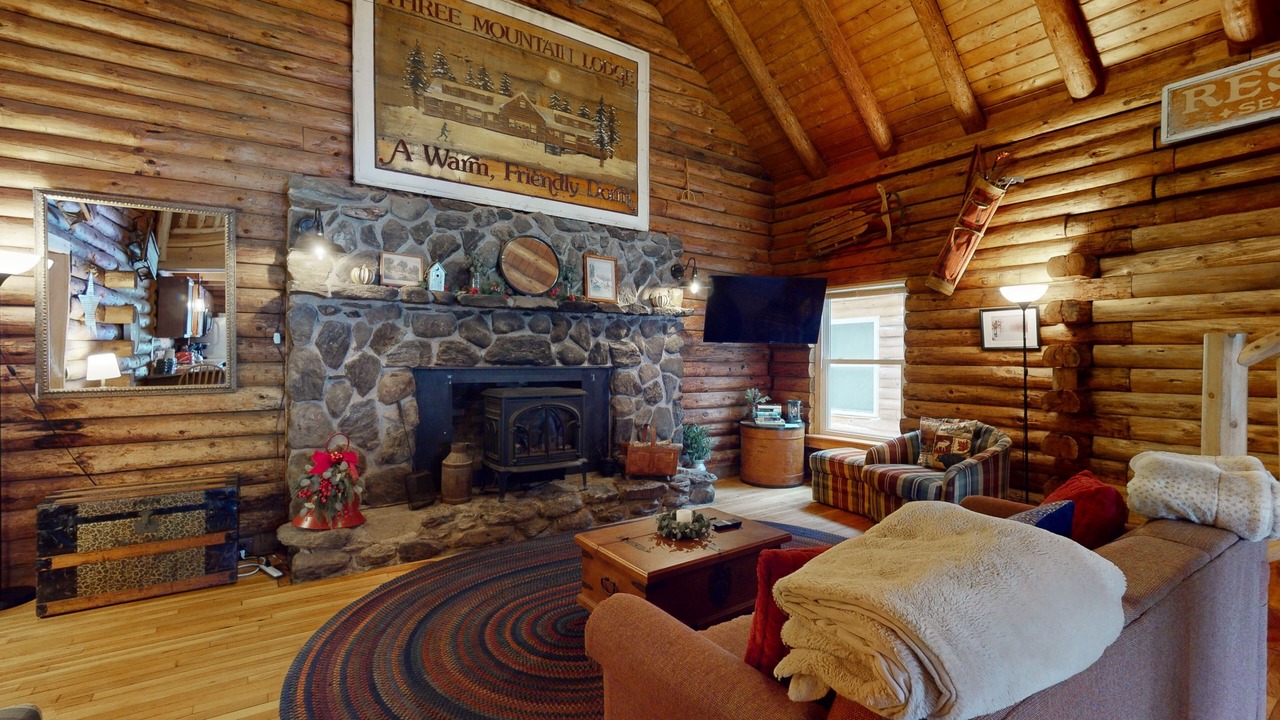 Photo of Livingroom in Jeffersonville