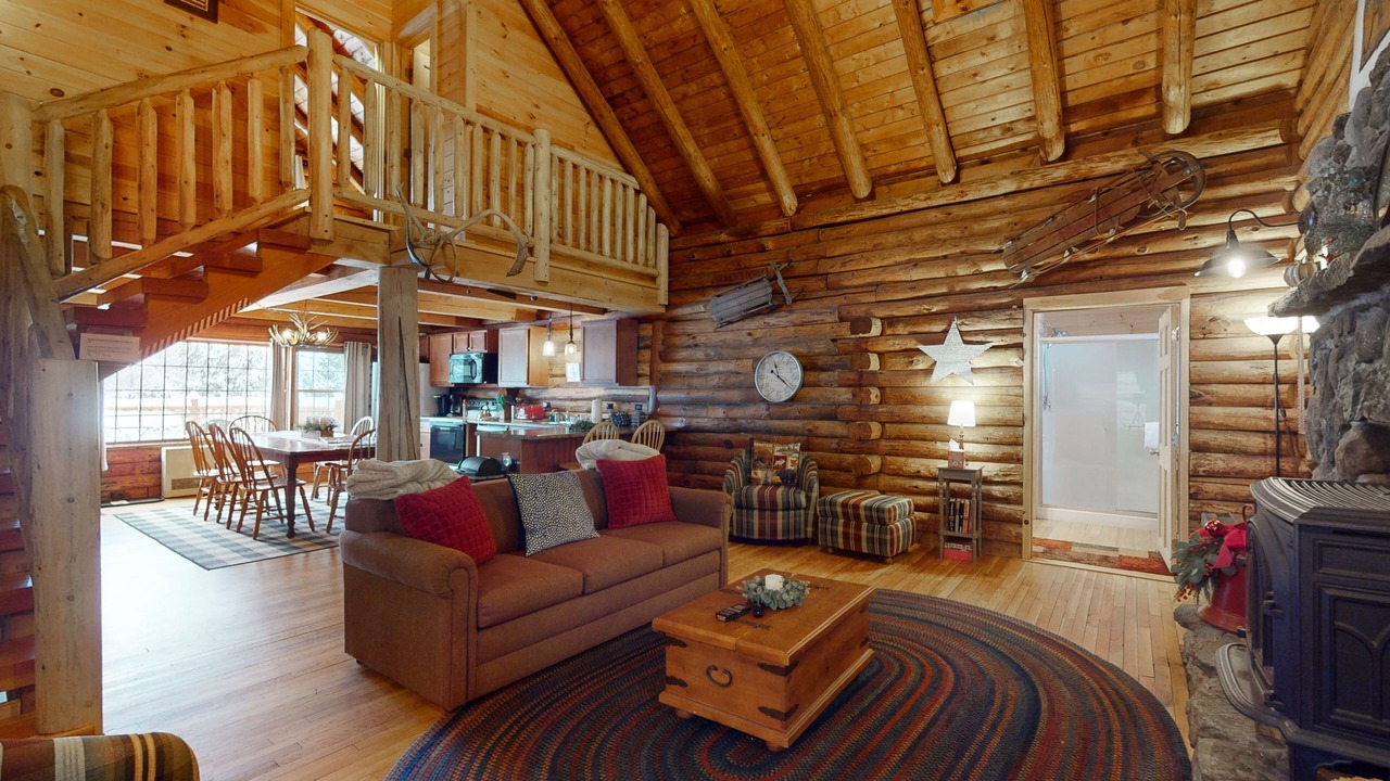 Photo of Livingroom in Jeffersonville