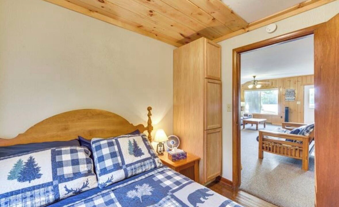Photo of Bedroom in New Post