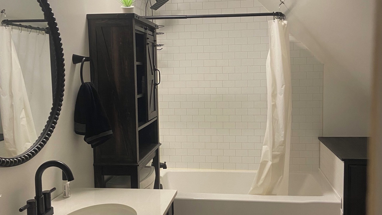 Photo of Bathroom in Cleveland