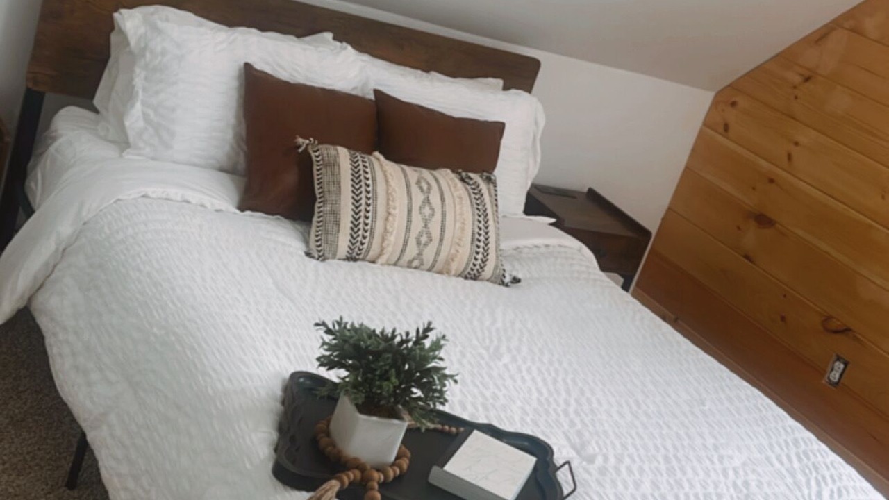 Photo of Bedroom in Cleveland