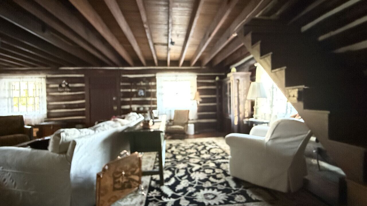 Photo of Livingroom in Alpine Lake