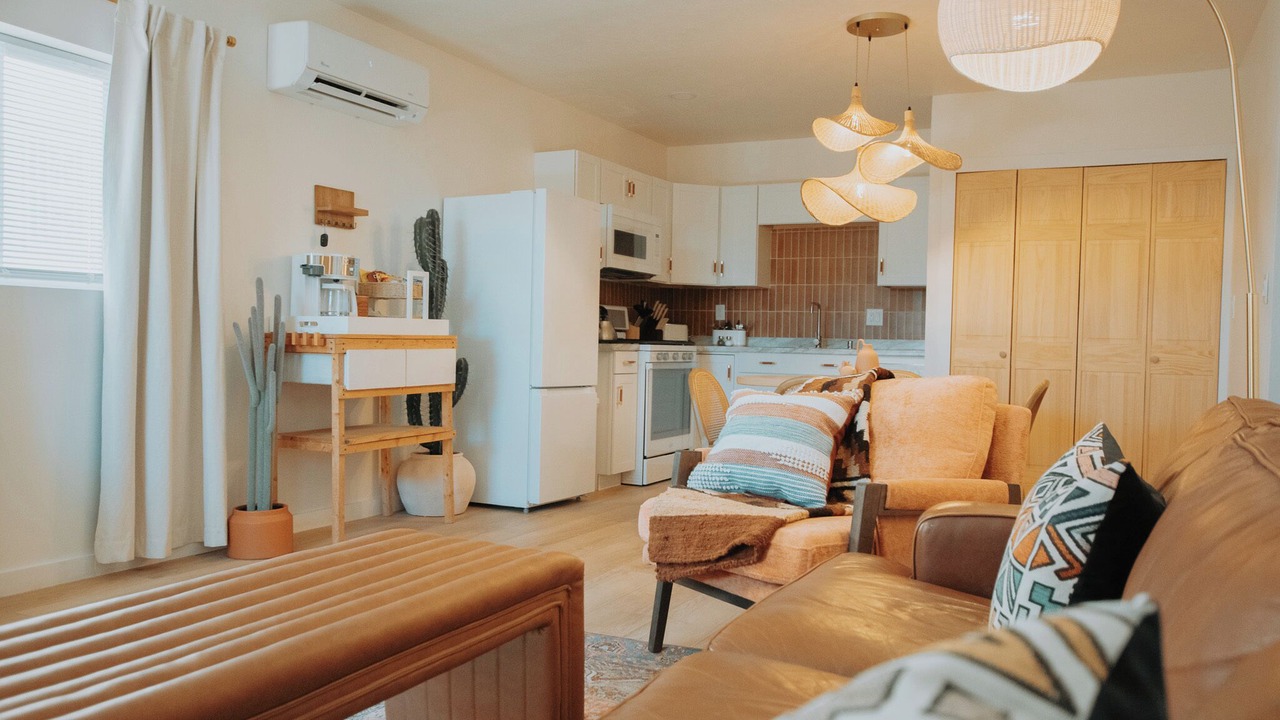 Photo of Livingroom in South Broadway