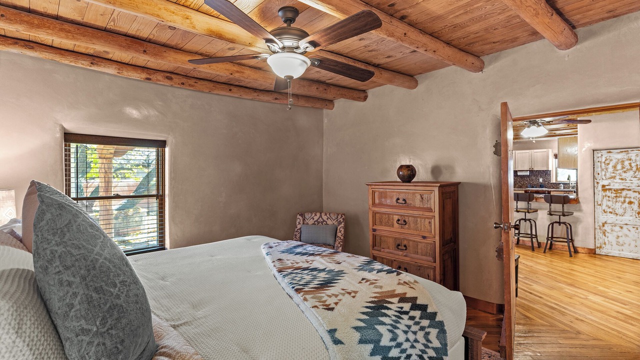 Photo of Bedroom in Tesuque