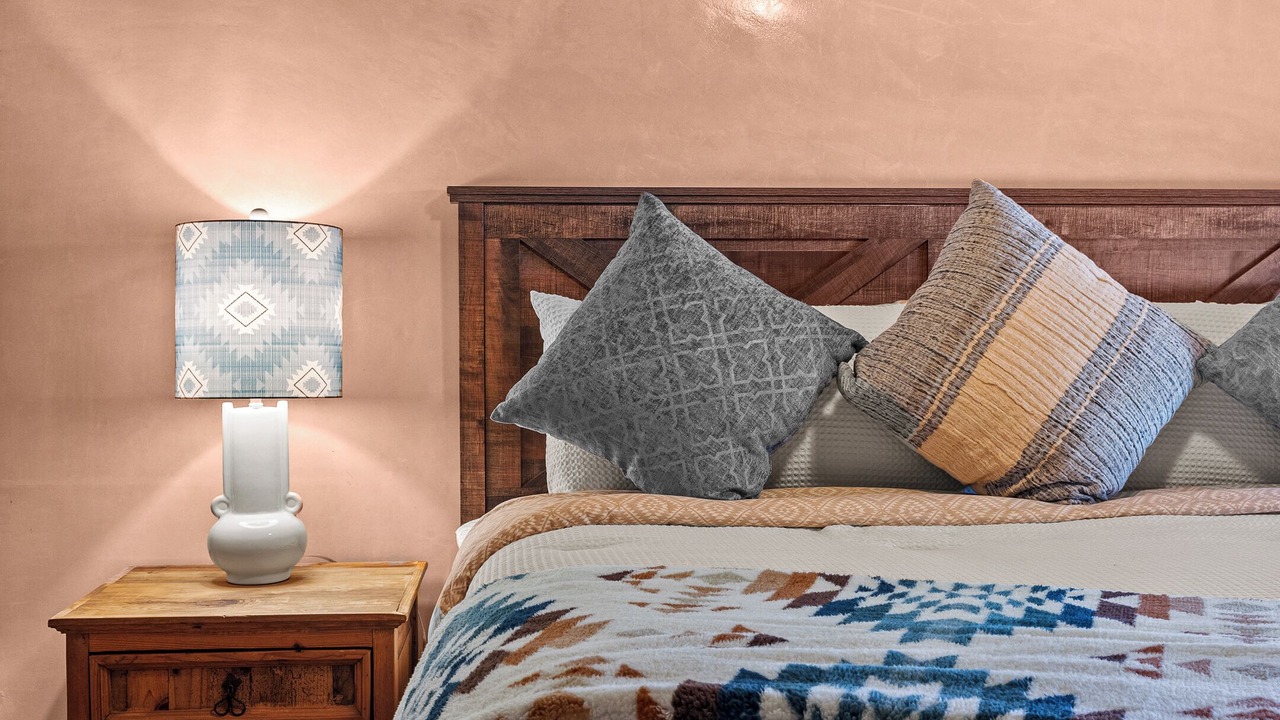 Photo of Bedroom in Tesuque