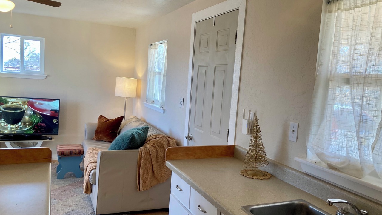 Photo of Livingroom in San Ysidro